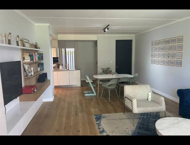 3 BEDROOM APARTMENT FOR SALE IN SANDRINGHAM